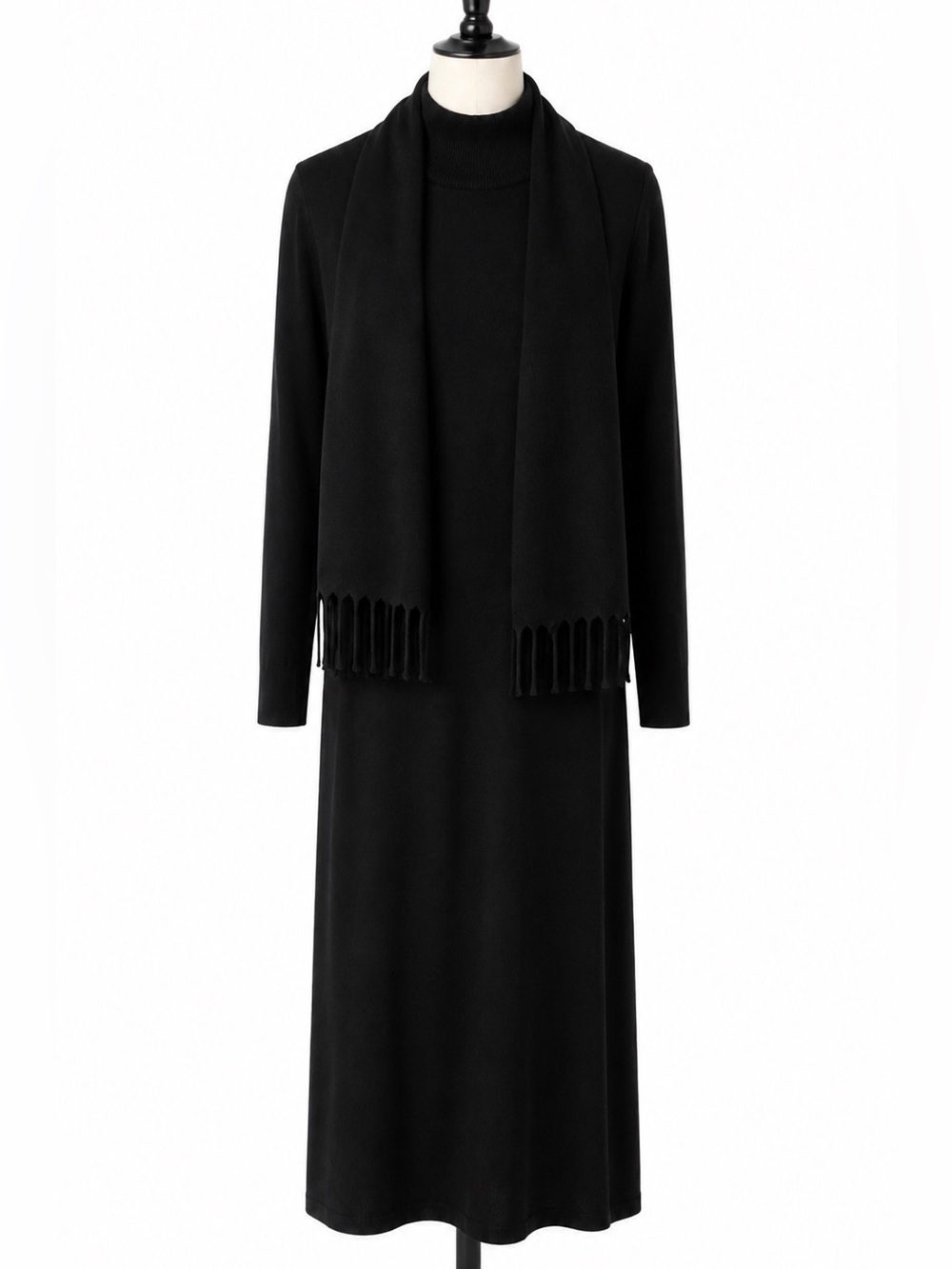 Classic Vintage Black Midi Wool mix Dress Size M
Fringed over lay Scarfed Vest.